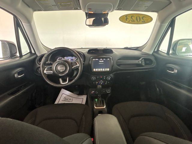 Used 2023 Jeep Renegade Altitude w/ Convenience Group I AWD/4WD image 22