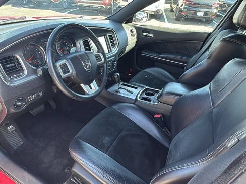 Used 2013 Dodge Charger R/T RWD image 9