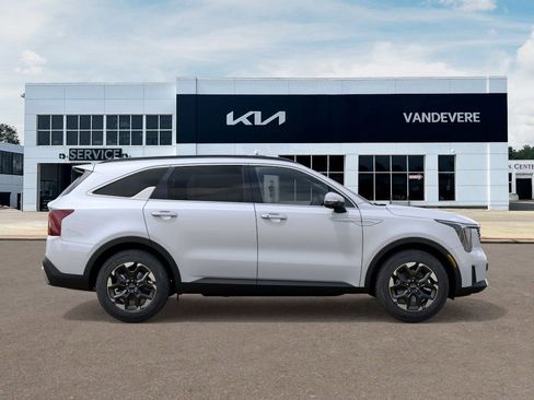 New 2026 Kia Sorento S FWD image 10