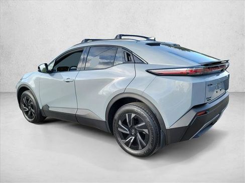 Used 2026 Toyota C-HR AWD/4WD image 7
