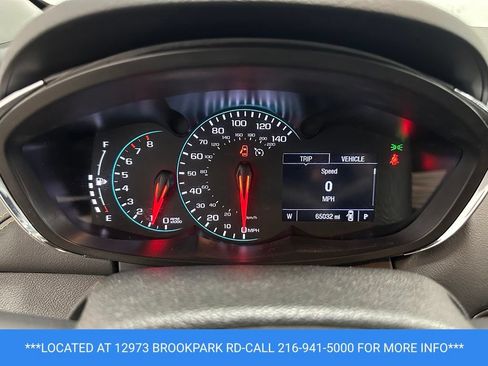 Used 2019 Chevrolet Trax LT w/ Sun & Sound Package FWD image 13