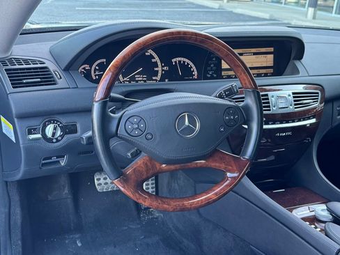 Used 2012 Mercedes-Benz CL 550 4MATIC image 5