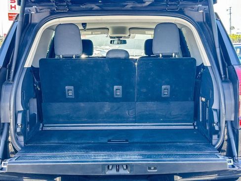 Used 2025 Ford Expedition Active RWD image 27