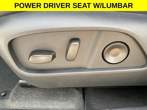 New 2026 GMC Terrain AT4 w/ LPO, Black Badging Package AWD/4WD image 10