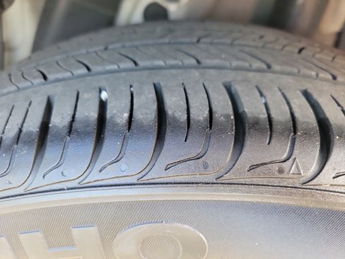 Used 2024 Kia Forte LXS w/ LXS Technology Package image 24