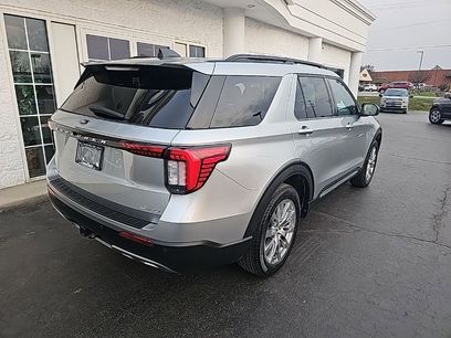 Used 2025 Ford Explorer Active w/ Active Comfort Package