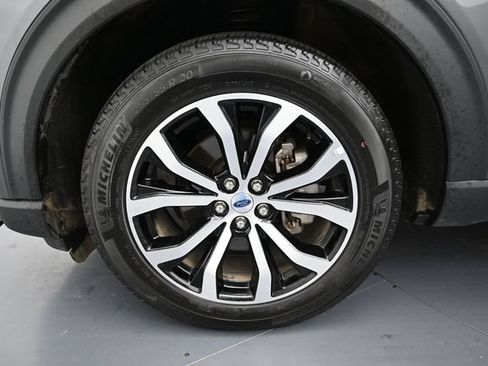 Certified 2025 Ford Explorer ST-Line AWD/4WD image 9