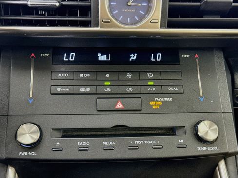 Used 2015 Lexus IS 250 AWD w/ Navigation System Package image 18
