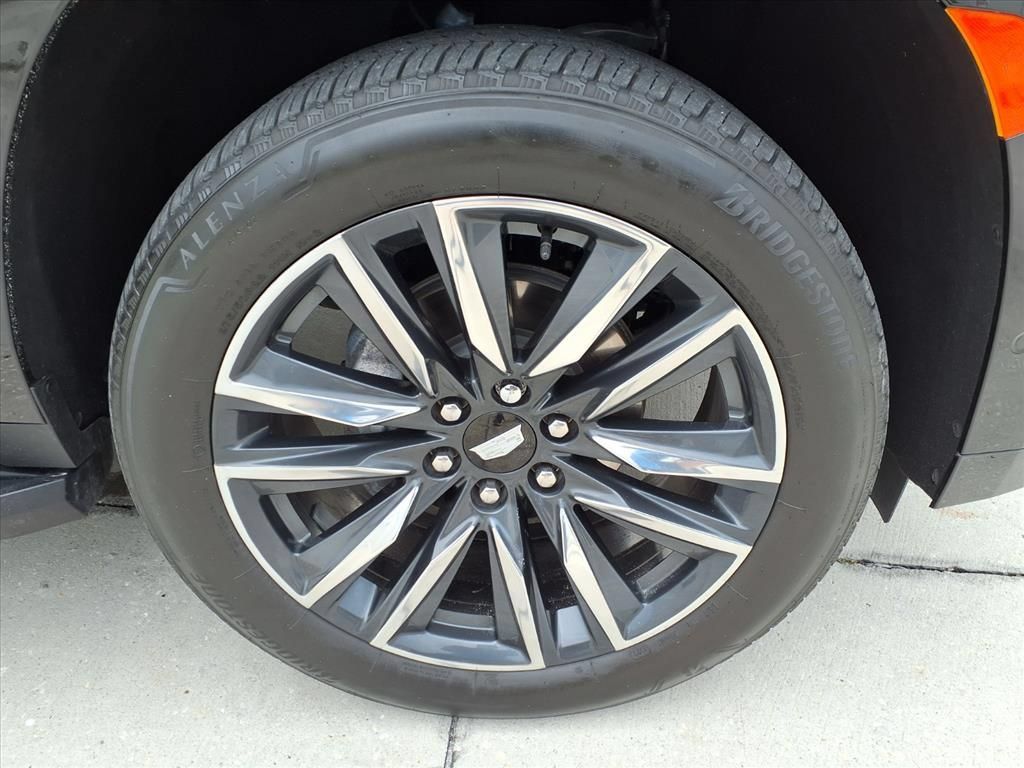 Used 2024 Cadillac Escalade Sport AWD/4WD image 7