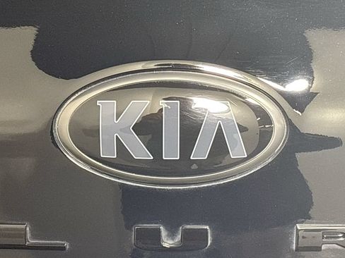 Certified 2021 Kia Telluride SX w/ SX Prestige Package AWD/4WD image 25