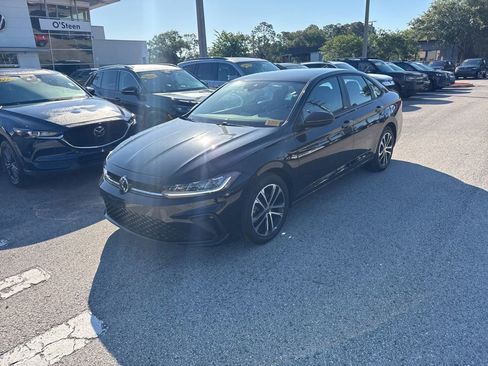 Used 2026 Volkswagen Jetta Sport FWD image 5