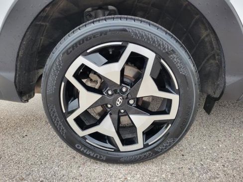 Used 2023 Hyundai Santa Cruz Limited image 5