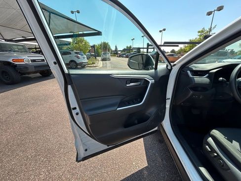 Used 2024 Toyota RAV4 XLE image 15