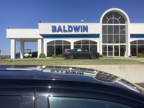 Used 2021 Dodge Durango R/T w/ Technology Group image 9