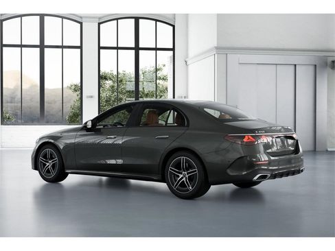 New 2026 Mercedes-Benz E 450 4MATIC Sedan image 30