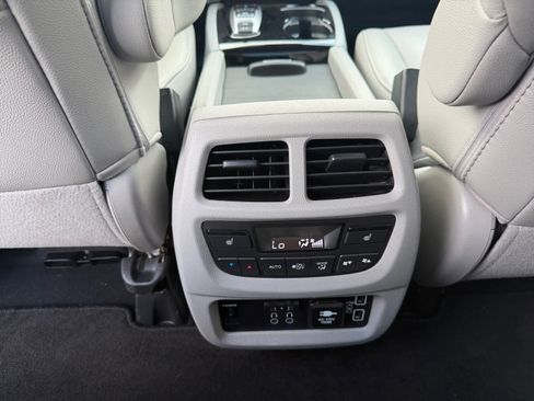Used 2021 Honda Pilot Elite image 28