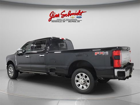 Used 2024 Ford F350 King Ranch image 4