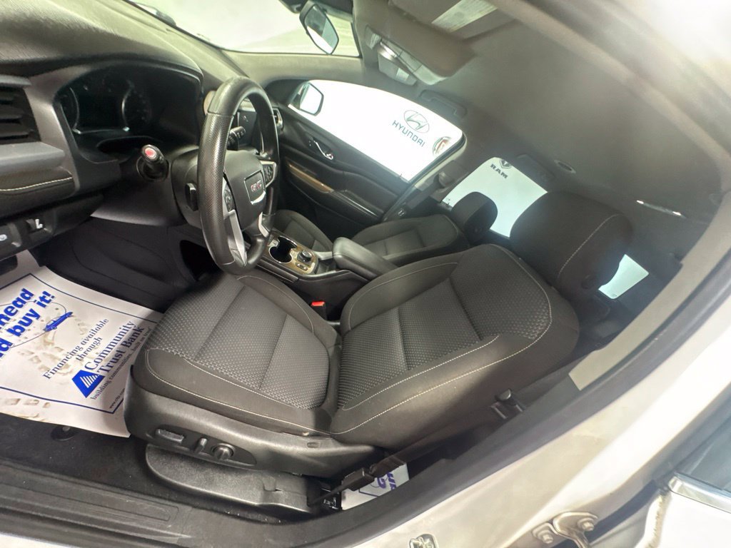Used 2022 GMC Acadia SLE w/ Driver Convenience Package AWD/4WD image 17
