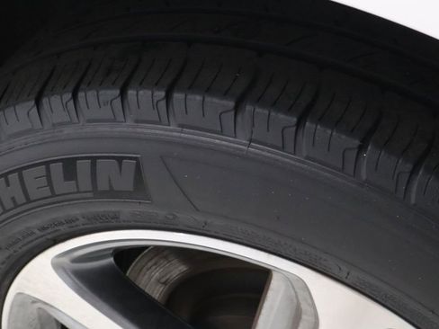 Certified 2023 Ford Edge SEL w/ Convenience Package image 21