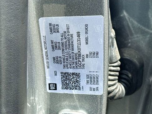 Used 2026 Chevrolet Colorado W/T image 31