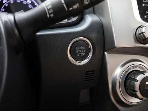 Used 2022 Toyota 4Runner Limited AWD/4WD image 22