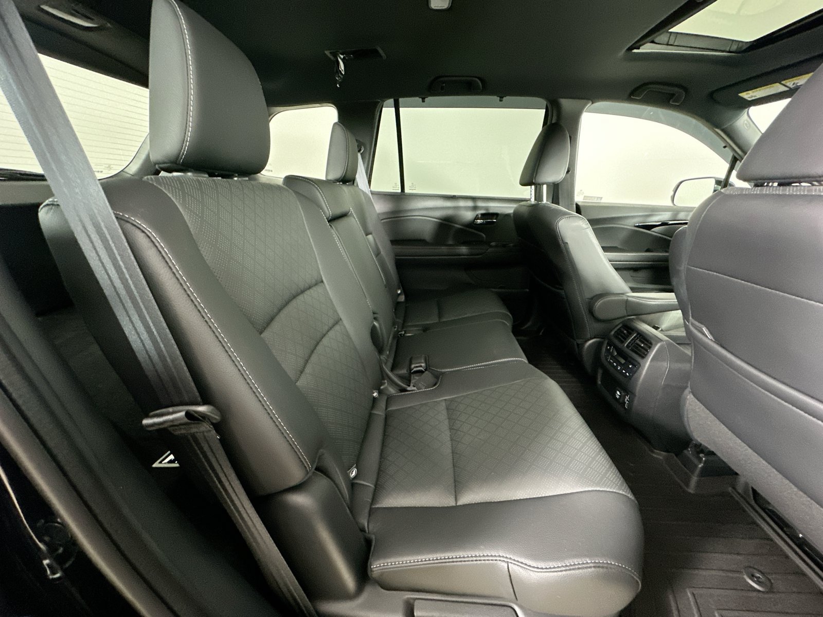 Used 2021 Honda Passport Elite image 41