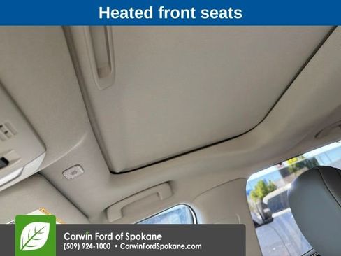 Used 2023 Toyota Highlander XLE AWD/4WD image 12
