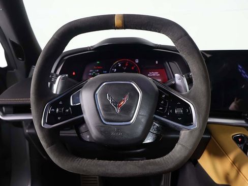 Used 2022 Chevrolet Corvette Stingray Preferred Cpe w/ Z51 Performance Package image 32