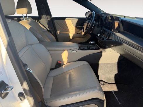 Used 2022 Lexus LS 500 image 15