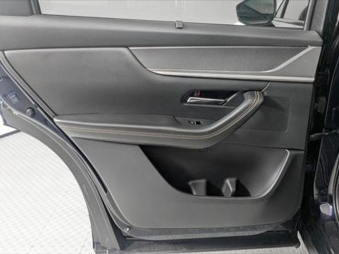 Used 2024 MAZDA CX-90 Plug-In Hybrid w/ Preferred AWD/4WD image 17