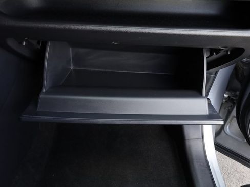 Certified 2025 Toyota RAV4 XLE AWD/4WD image 40