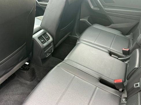 Used 2021 Volkswagen Tiguan SE R-Line FWD image 12