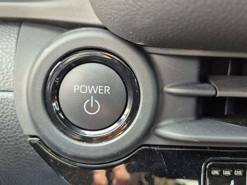 Certified 2026 Toyota Crown XLE image 33