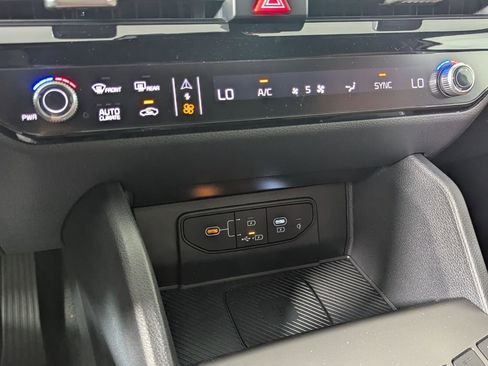 New 2026 Kia Sportage SX FWD image 19