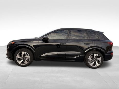 Used 2025 Audi Q6 e-tron Premium w/ Convenience Package AWD/4WD image 11