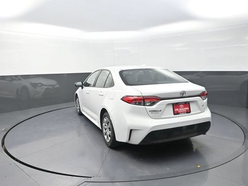 Used 2024 Toyota Corolla LE FWD image 53
