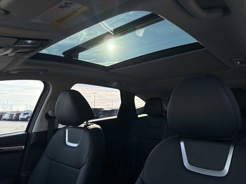 Used 2022 Hyundai Tucson Limited image 3