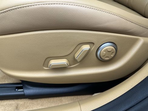 Certified 2025 Genesis G80 2.5T Advanced image 12