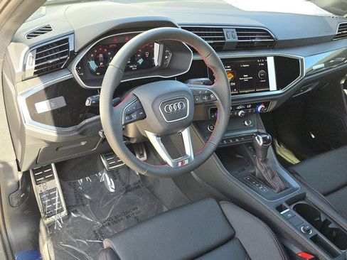 Certified 2025 Audi Q3 2.0T Premium Plus w/ Premium Plus Package AWD/4WD image 16