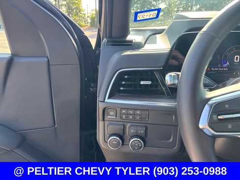 Used 2025 Chevrolet Tahoe Premier RWD image 13