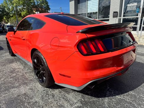 Used 2016 Ford Mustang GT Premium RWD image 5