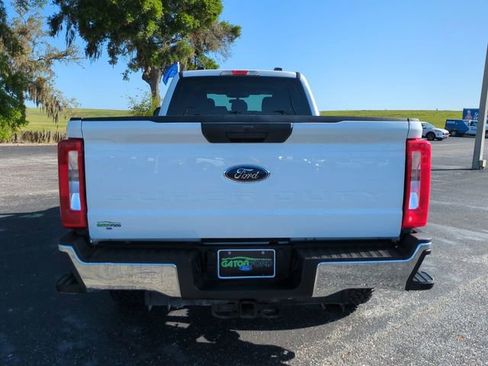 Certified 2025 Ford F250 XLT AWD/4WD image 6