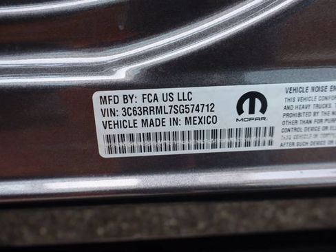 Used 2025 RAM 3500 Laramie AWD/4WD image 61