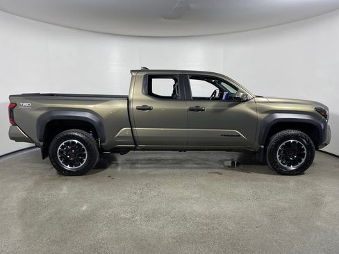 New 2026 Toyota Tacoma TRD Off-Road image 2