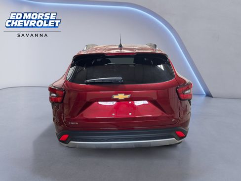 Used 2025 Chevrolet Trax LT image 4