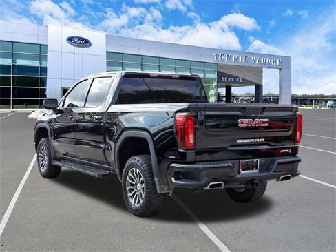 Used 2021 GMC Sierra 1500 AT4 image 2