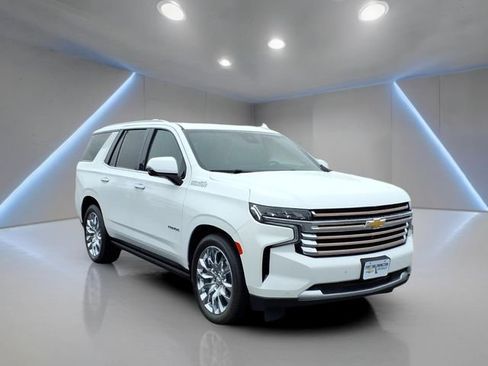 Used 2024 Chevrolet Tahoe High Country AWD/4WD image 1
