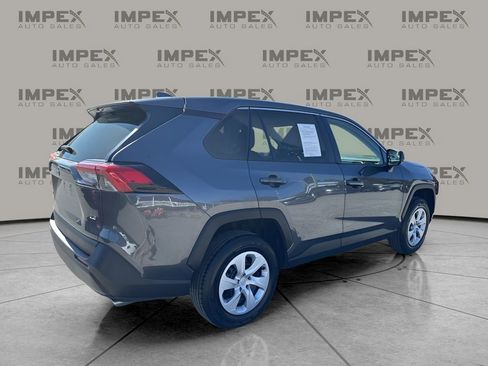 Used 2024 Toyota RAV4 LE image 5