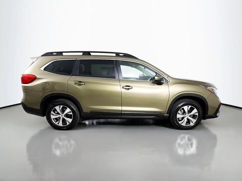 Used 2025 Subaru Ascent Premium AWD/4WD image 9