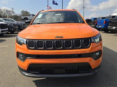 New 2026 Jeep Compass Latitude image 15
